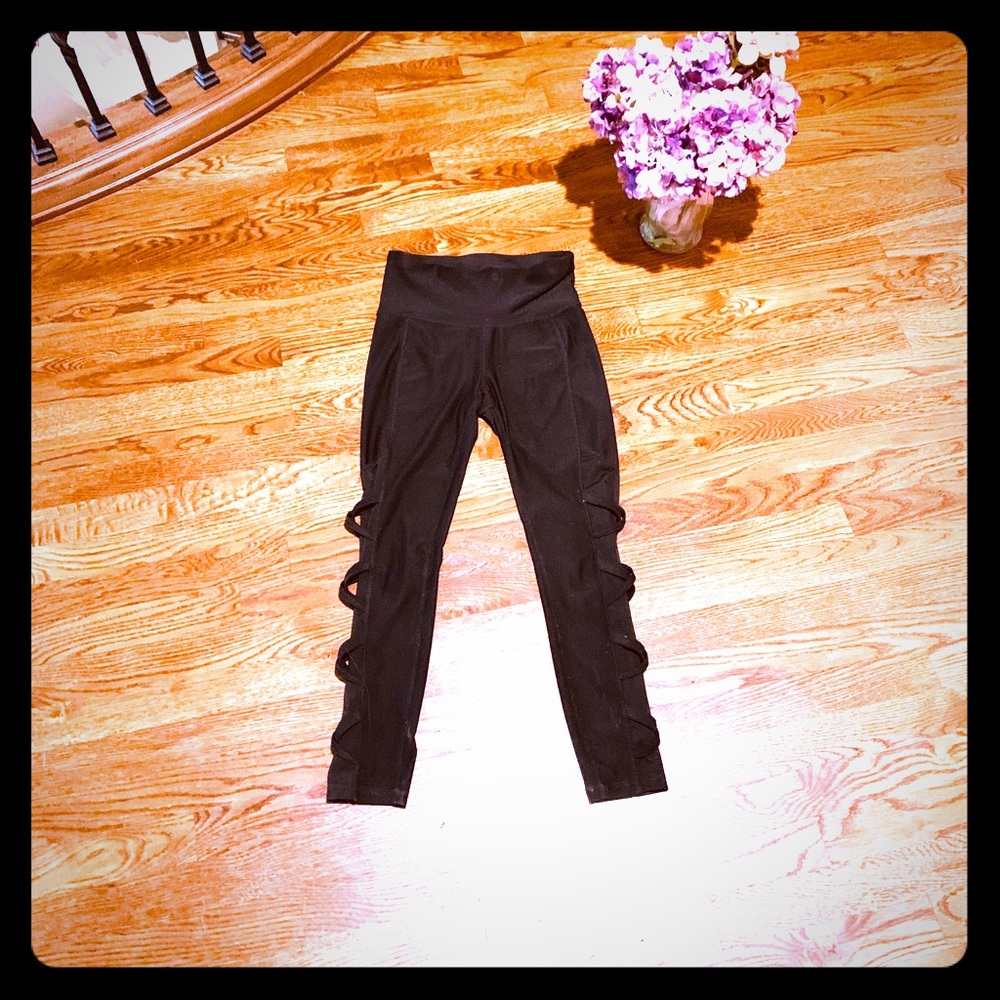 Xersion Black Ankle Crop Leggings